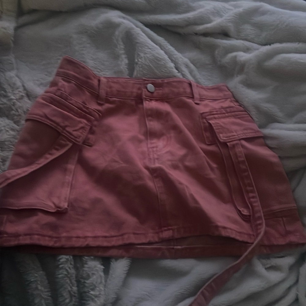 Charcoal pink cargo skirt